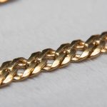 Come valutare l’oro usato prima di venderlo: consigli utili